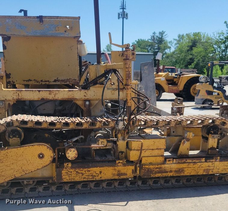 image for item DG0622 Slipform paver