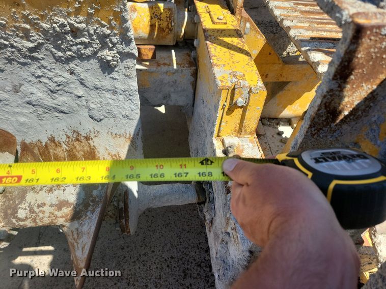 image for item DG0622 Slipform paver