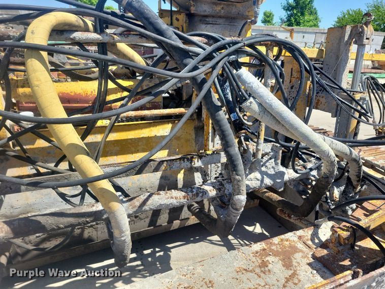 image for item DG0622 Slipform paver