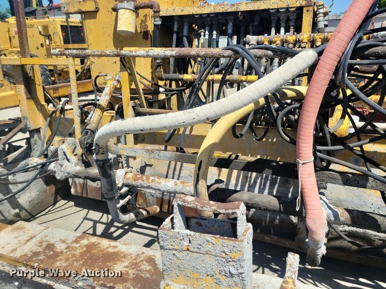 image for item DG0622 Slipform paver