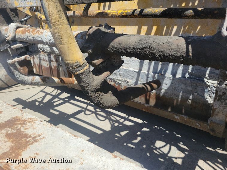 image for item DG0622 Slipform paver