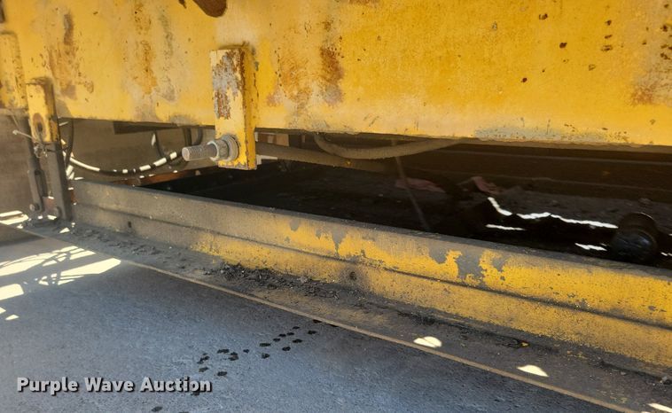 image for item DG0622 Slipform paver