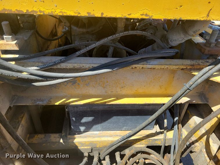 image for item DG0622 Slipform paver