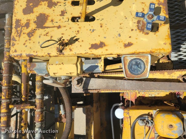 image for item DG0622 Slipform paver