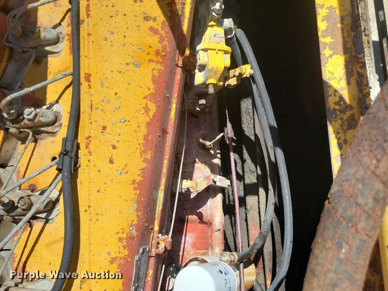 image for item DG0622 Slipform paver