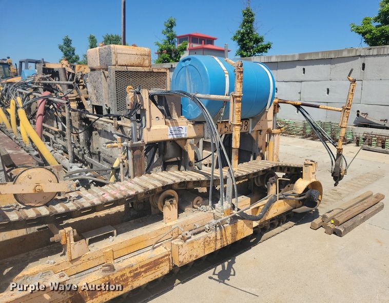 image for item DG0623 Slipform paver