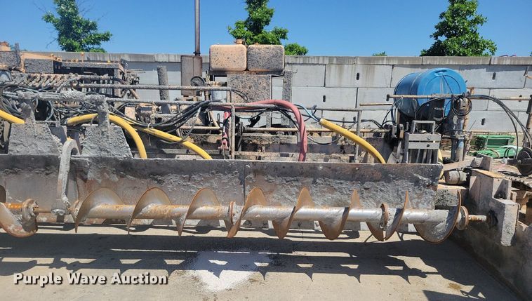 image for item DG0623 Slipform paver