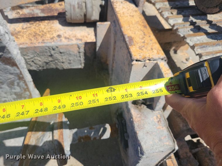 image for item DG0623 Slipform paver