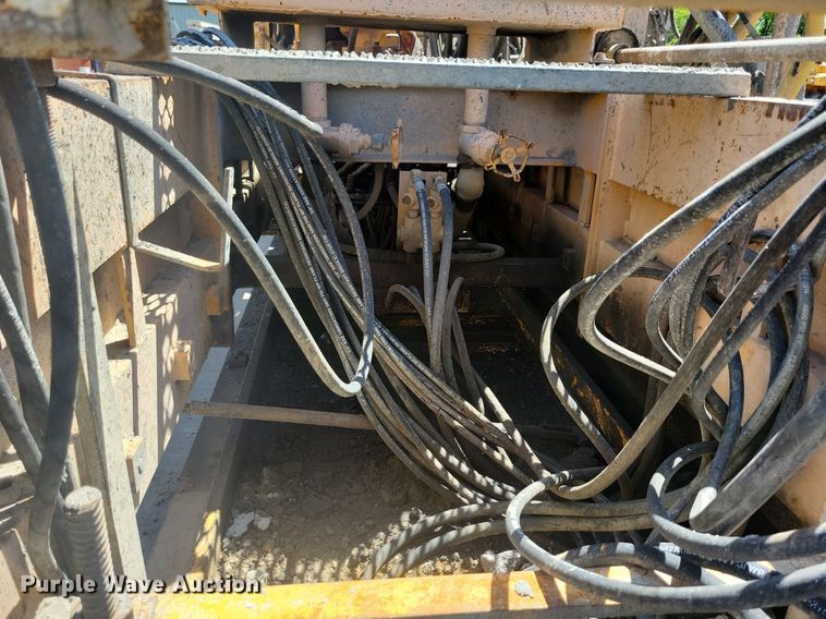 image for item DG0623 Slipform paver