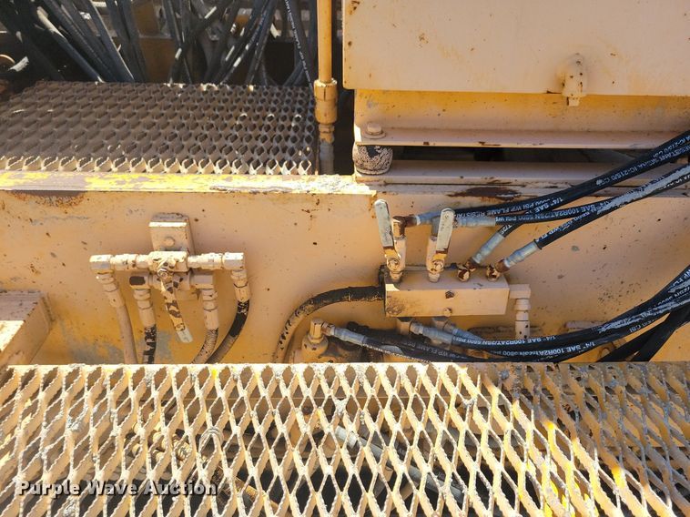 image for item DG0623 Slipform paver