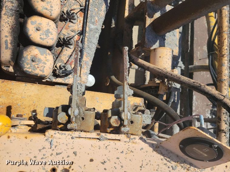 image for item DG0623 Slipform paver