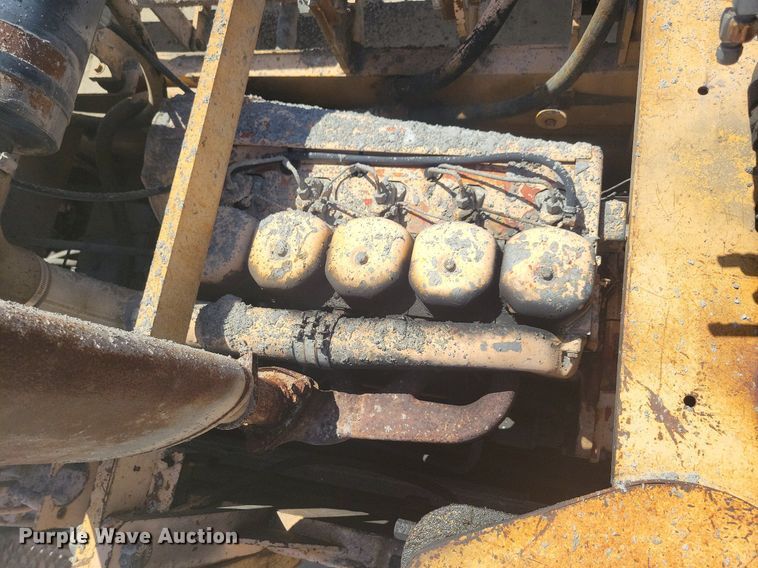 image for item DG0623 Slipform paver