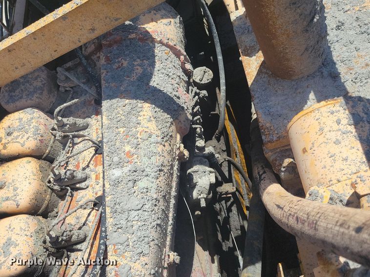 image for item DG0623 Slipform paver