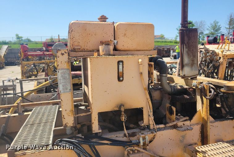 image for item DG0623 Slipform paver