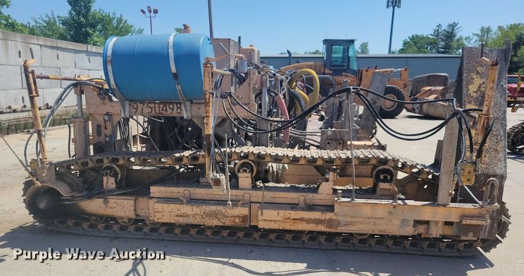 image for item DG0623 Slipform paver