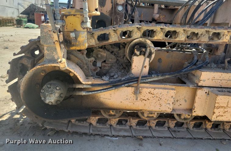 image for item DG0623 Slipform paver