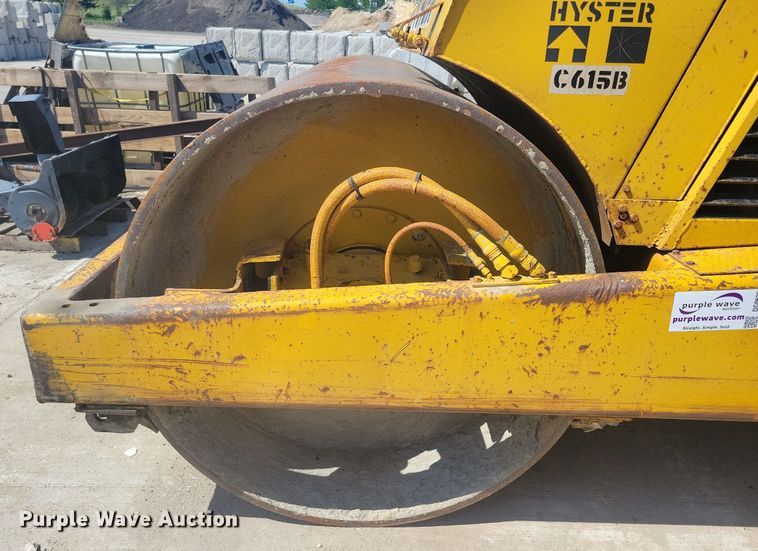 image for item DG0625 1980 Hyster C615B single drum roller