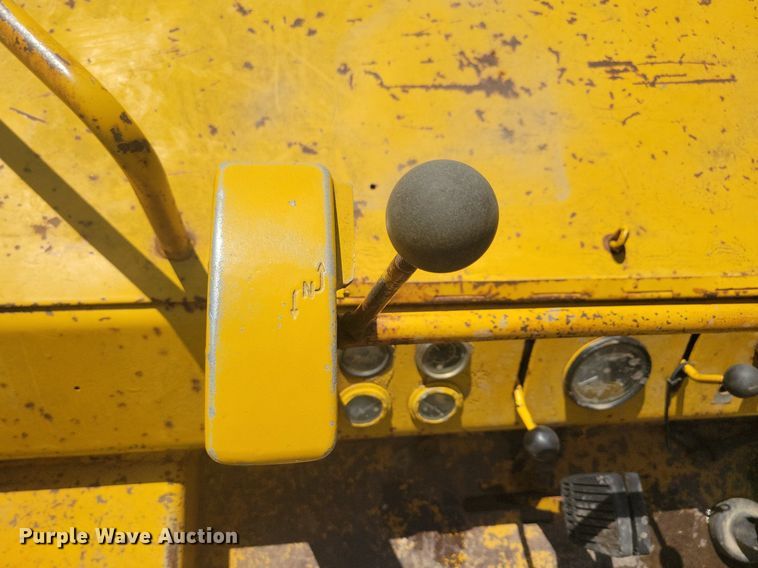 image for item DG0625 1980 Hyster C615B single drum roller