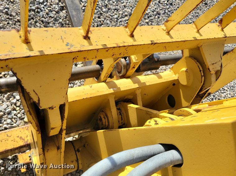 image for item DG0633 1997 Caterpillar TH63 telehandler