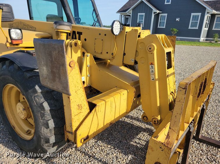 image for item DG0633 1997 Caterpillar TH63 telehandler