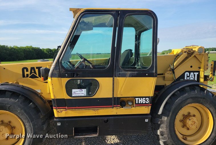 image for item DG0633 1997 Caterpillar TH63 telehandler