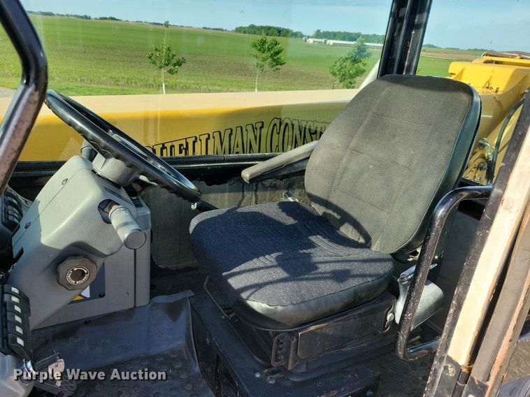 image for item DG0633 1997 Caterpillar TH63 telehandler