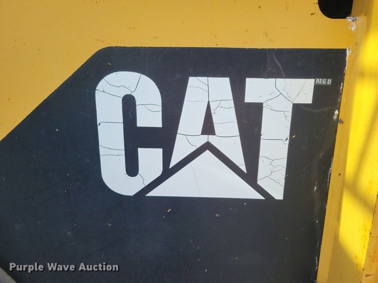 image for item DG0633 1997 Caterpillar TH63 telehandler