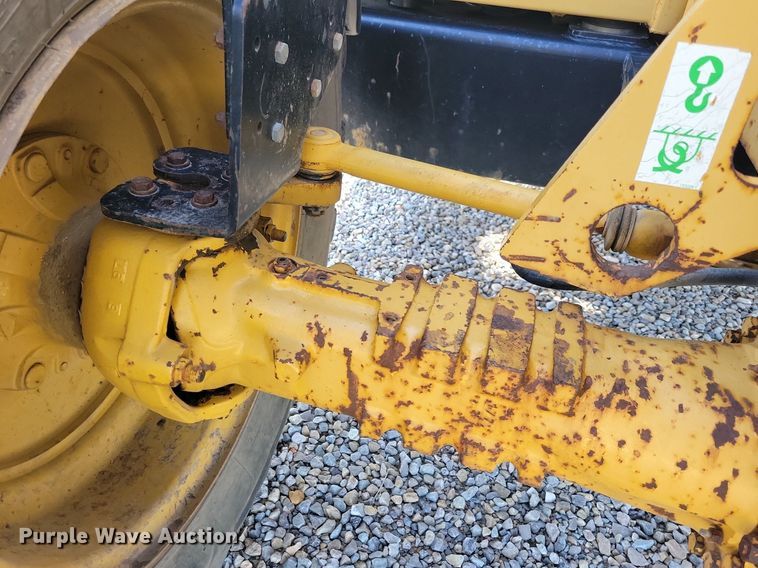 image for item DG0633 1997 Caterpillar TH63 telehandler