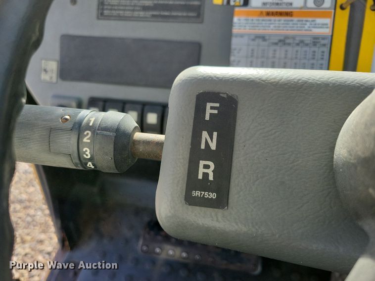 image for item DG0633 1997 Caterpillar TH63 telehandler