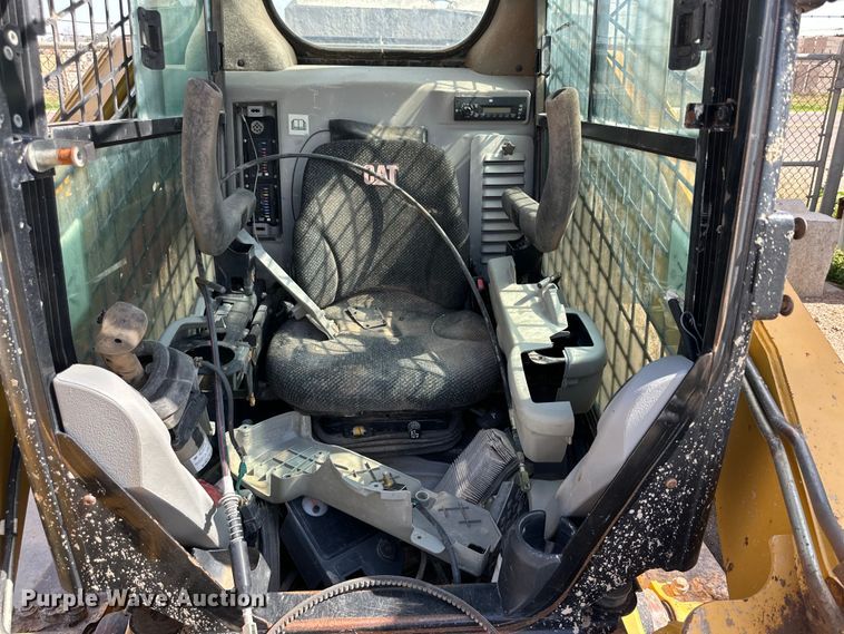 image for item DK6597 2012 Caterpillar  289C tracked skid steer loader