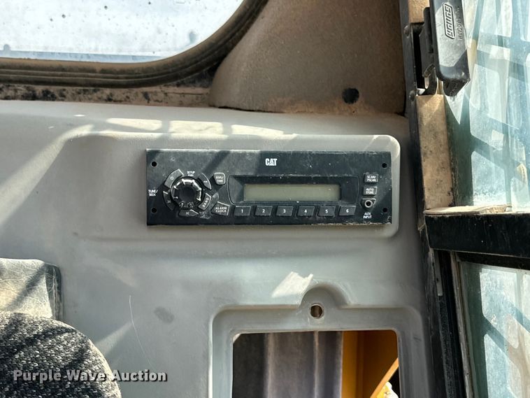 image for item DK6598 2012 Caterpillar 289C tracked skid steer loader