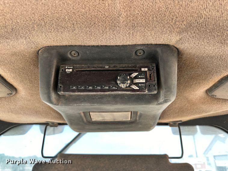 image for item DK6606 2014 Caterpillar 420FIT backhoe