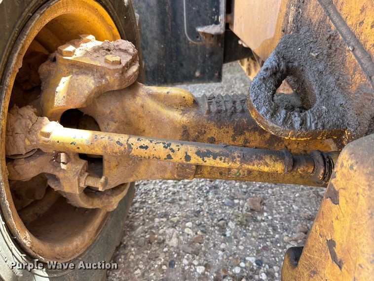 image for item DK6606 2014 Caterpillar 420FIT backhoe