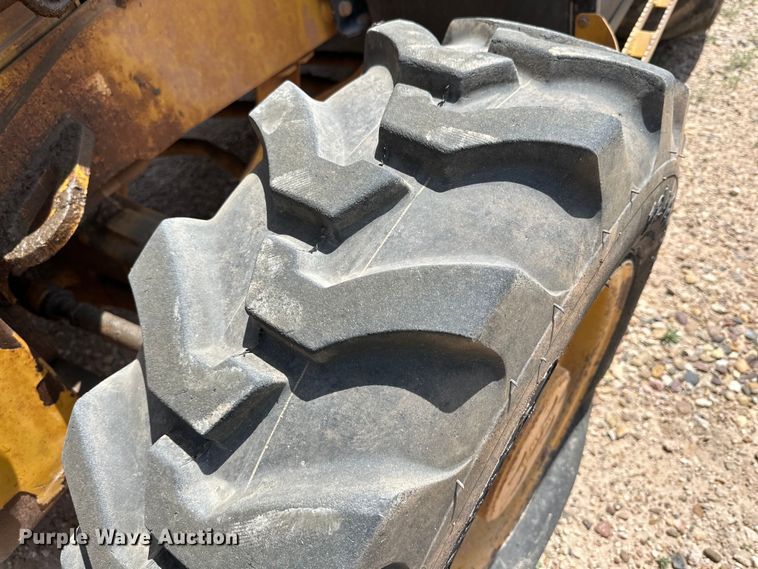 image for item DK6606 2014 Caterpillar 420FIT backhoe