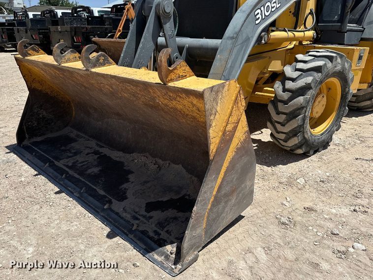 image for item DK6624 2015 John Deere 310SL backhoe