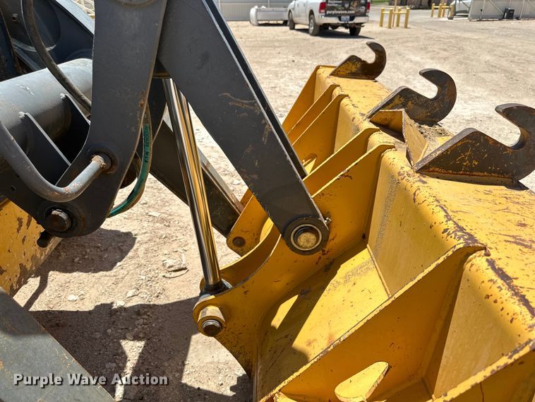 image for item DK6624 2015 John Deere 310SL backhoe