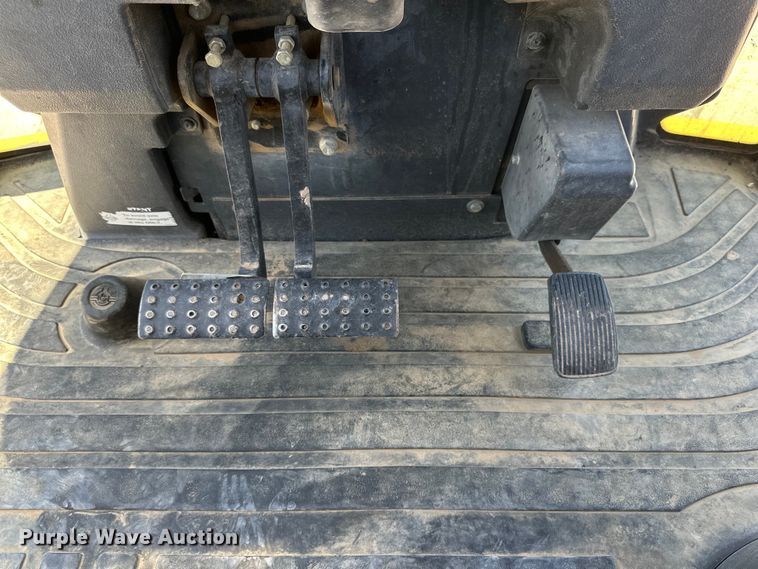 image for item DK6624 2015 John Deere 310SL backhoe