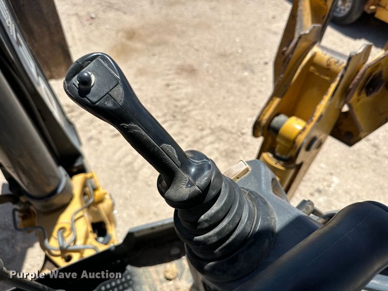 image for item DK6624 2015 John Deere 310SL backhoe