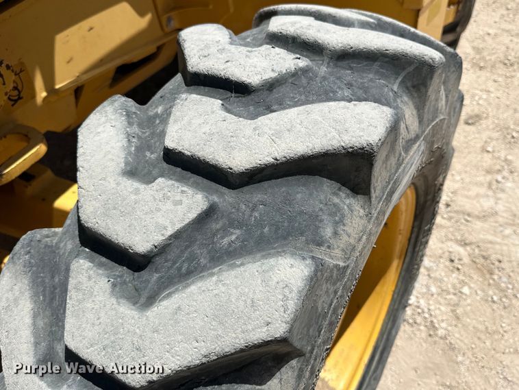 image for item DK6624 2015 John Deere 310SL backhoe