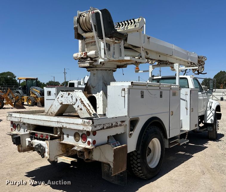 image for item DK6629 1997 Ford F800 digger derrick truck