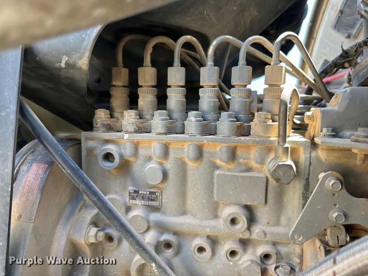 image for item DK6629 1997 Ford F800 digger derrick truck