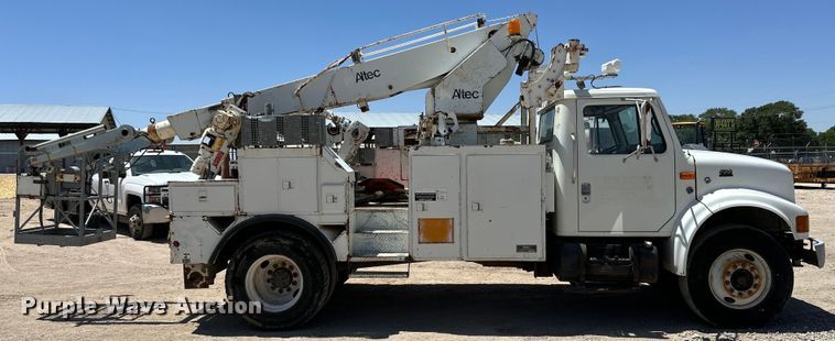 image for item DK6630 1998 International  4700 bucket truck