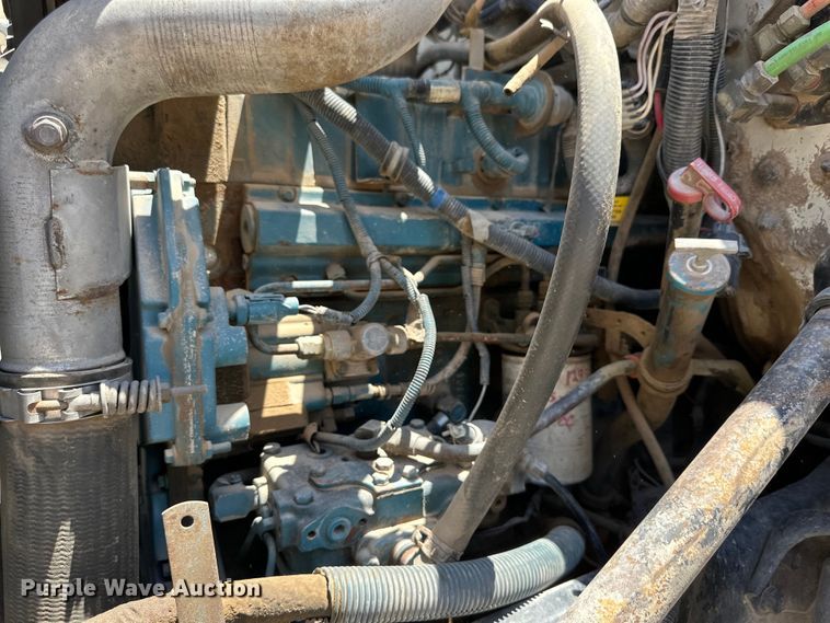 image for item DK6630 1998 International  4700 bucket truck