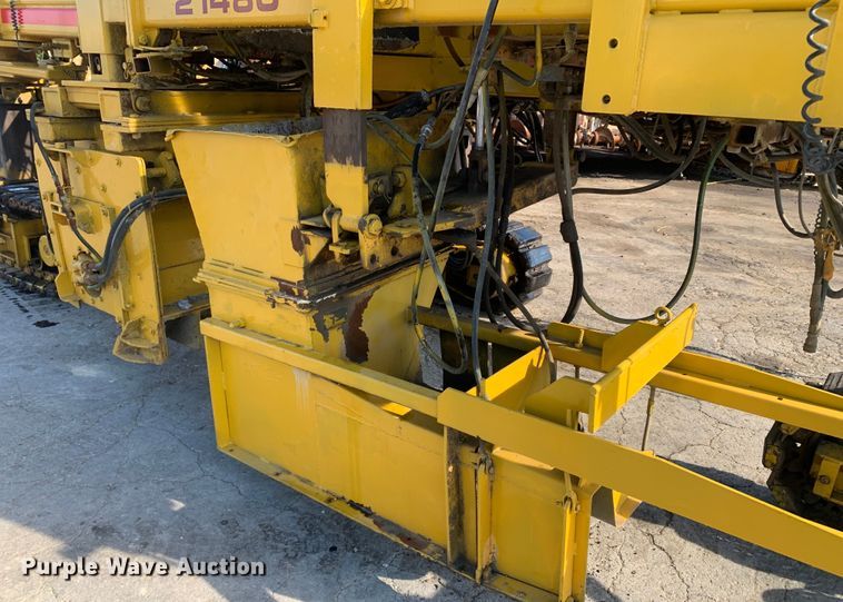 image for item DM7854 1999 Gomaco GT-6300 Commander III slip form paver