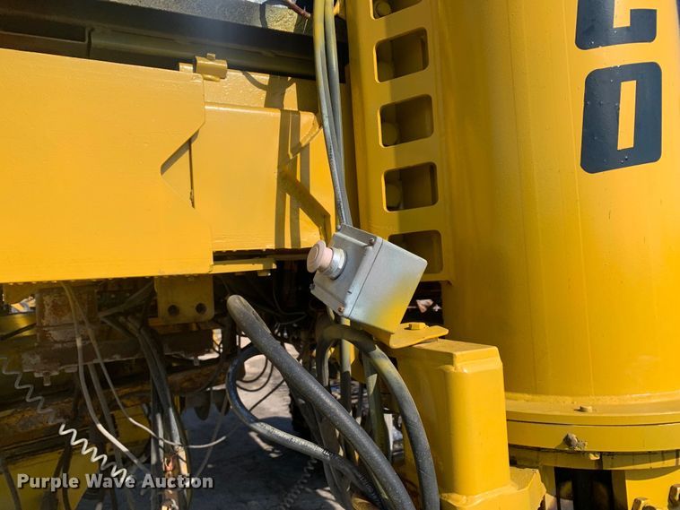 image for item DM7854 1999 Gomaco GT-6300 Commander III slip form paver