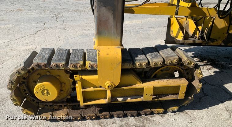 image for item DM7854 1999 Gomaco GT-6300 Commander III slip form paver