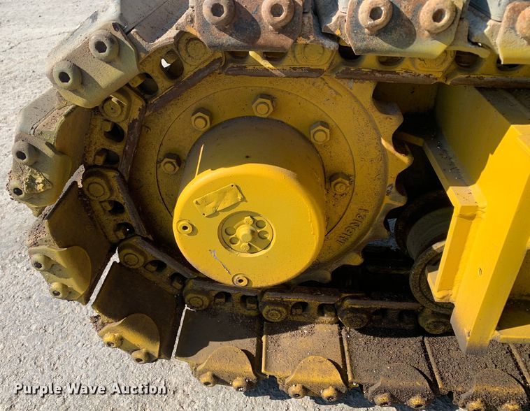 image for item DM7854 1999 Gomaco GT-6300 Commander III slip form paver