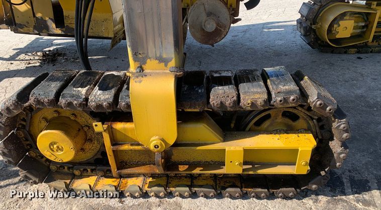 image for item DM7854 1999 Gomaco GT-6300 Commander III slip form paver