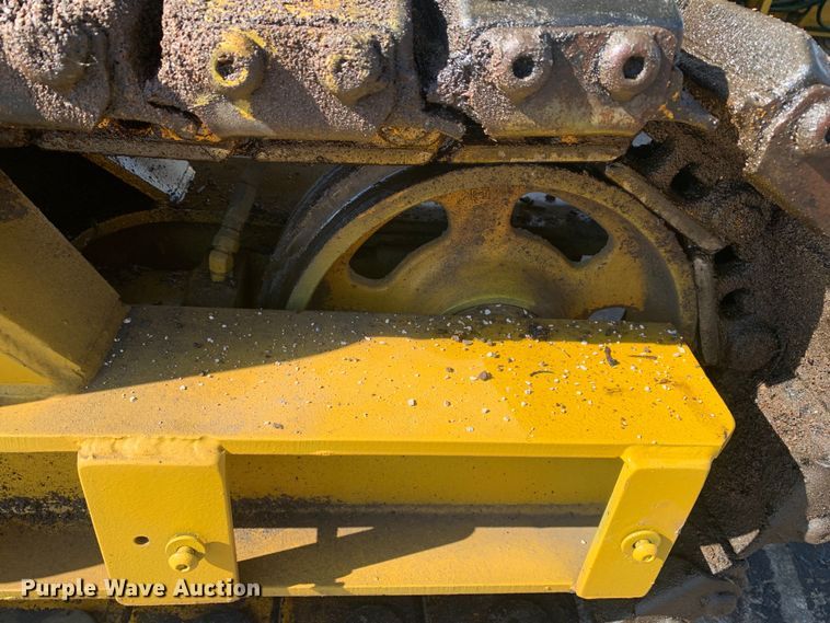 image for item DM7854 1999 Gomaco GT-6300 Commander III slip form paver