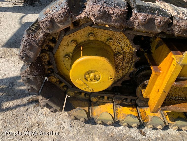 image for item DM7854 1999 Gomaco GT-6300 Commander III slip form paver